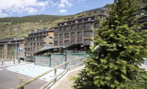 Modern flat with mountain view in Andorra