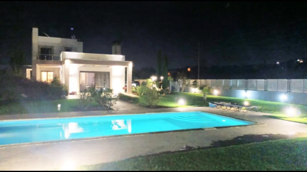 Large house with 6 bedrooms, Mikra Trilofo, Thessaloniki
