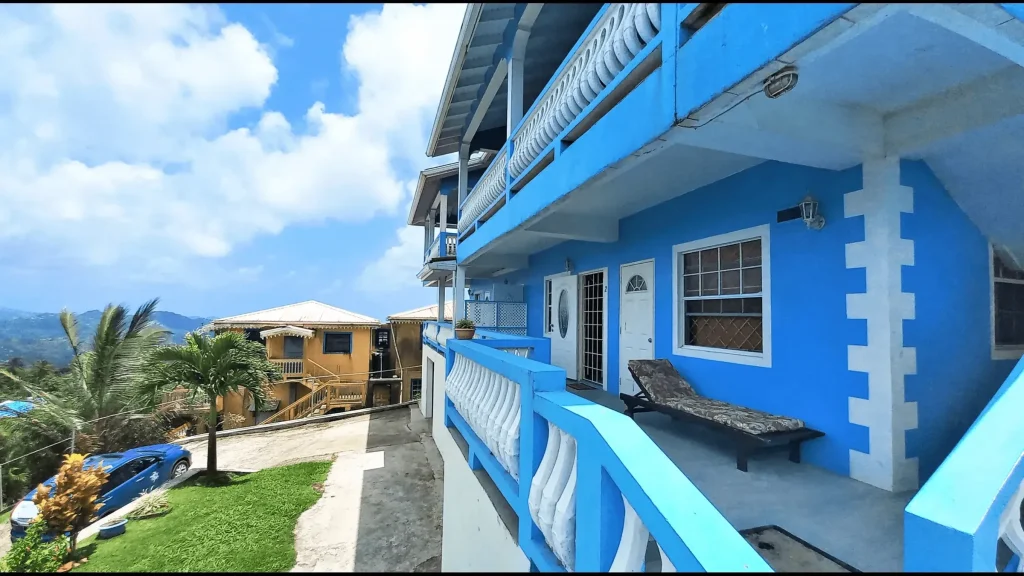 Impressive house with 7 bedrooms, Babonneau