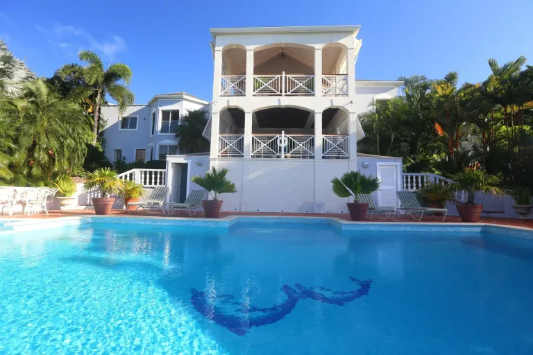 Two-level villa with private pool and landscape garden