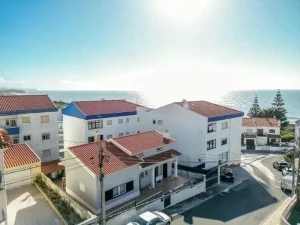 Modern house with 4 bedrooms, Lisbon