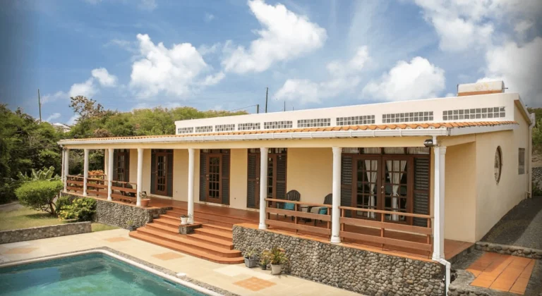 Stylish house with private pool and ocean view, St. George