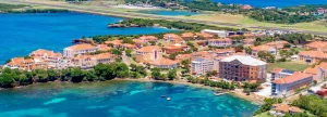 Share and apartments in a full ownership in a residential complex near the university