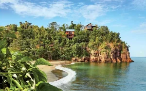 Share and villas in a six-star resort