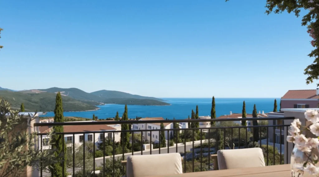 Luxury apartments, Lustica