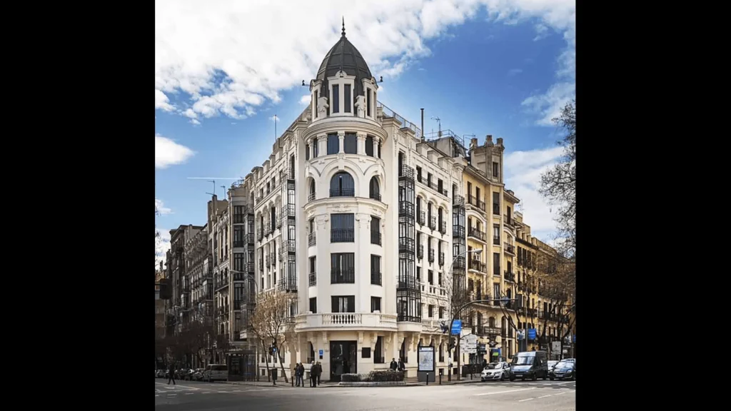 Commercial premises (shop), Chamberi, Madrid-dup-1