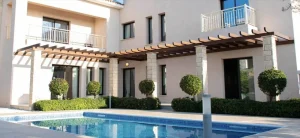 Stylish villas with pool and Mediterranean sea view